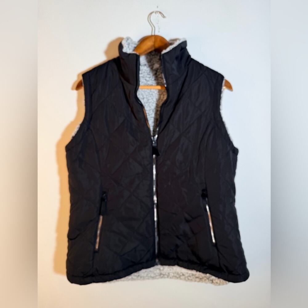 Black Quilted Women's Vest
